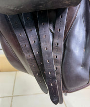 Load image into Gallery viewer, 16 1/2” MW-XW/Changeable Gullet Equextra Cob GP Saddle - Brown