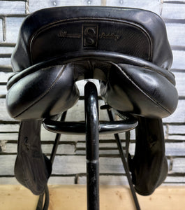 17 1/2” MW Silhouette MonoFlap Jump Saddle - Black