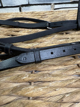 Load image into Gallery viewer, S/H Cavesson Snaffle Bridle - Black  - Cob