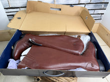 Load image into Gallery viewer, Ariat Challenge Contour Square Toe Field Zip Boot - UK 7 XW