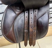 Load image into Gallery viewer, 17 1/2” Wide R&amp;R Ideal Event/Grandee Saddle - Brown