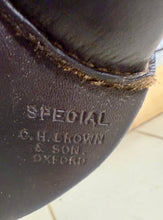 Load image into Gallery viewer, 17” Wide Farrington Burford Event Cob Saddle - Brown