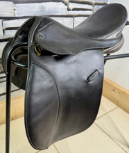 Load image into Gallery viewer, 16” Medium Farrington Pony GP Saddle - Black