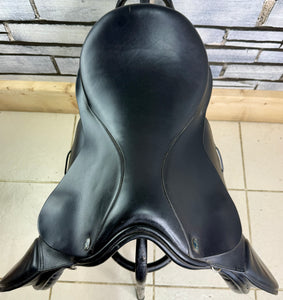 17 1/2” Wide-XW Speciality Saddles/Ideal H&C Cob GP Saddle - Black