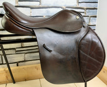 Load image into Gallery viewer, 17” Wide GFS English GP/Jump Saddle - Brown - Square Cantle
