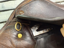 Load image into Gallery viewer, 17 1/2” MW Ideal Impala 1450 Jump Saddle - Brown