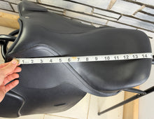 Load image into Gallery viewer, 15” Medium Leather Pony GP/Jump Saddle - Black - Point &amp; Balance Straps