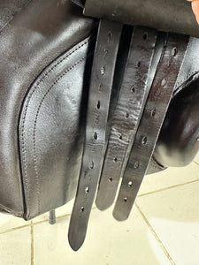 18” Wide Quattro Jump Saddle - Brown