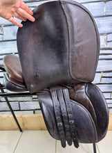 Load image into Gallery viewer, 16 1/2” Wide Silhouette GP Saddle - Brown
