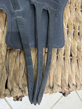 Load image into Gallery viewer, S/H Sabre English Leather Tendon/Support Boots - Black - Full