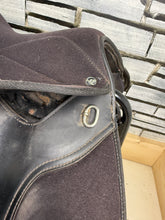 Load image into Gallery viewer, 16” XW Thorowgood Maxam Cob GP Saddle - Black