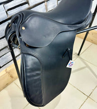 Load image into Gallery viewer, 15 1/2” MW Jackie Roberts GP Saddle - Black