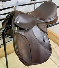 Load image into Gallery viewer, 15” MW Changeable Gullet Thorowgood Pony Club GP Saddle - Brown - Flocked