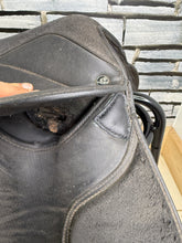 Load image into Gallery viewer, 17” Wide Thorowgood Griffin Cob GP Saddle - Black - Lightweight Synthetic - Flat Tree - 4 Straps