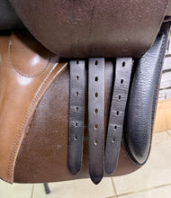 Load image into Gallery viewer, 17 1/2” 30/MW Stubben Roxanne GP/Jump Saddle -Brown- Diamonte &amp; Patent Trim 2025