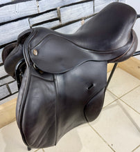 Load image into Gallery viewer, 17-17 1/2” MW Paul Jones Jump Saddle - Brown