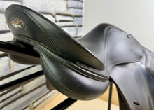 Load image into Gallery viewer, 17” MW Tekna GP/Jump Saddle - Black