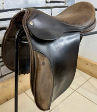 Load image into Gallery viewer, 17 1/2” Wide Ideal VSD/WH English Saddle - Brown - Working Hunter Cob - Part Suede