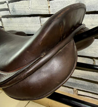 Load image into Gallery viewer, 16 1/2” Wide Barnsby English Pony GP/Jump Saddle - Brown