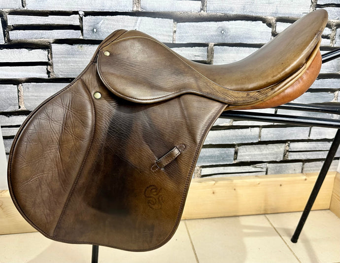 17 1/2” MN (Fit 28) Stubben Parzival GP Saddle - Brown