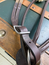 Load image into Gallery viewer, Devoucoux Biarritz Kolibri 5-point Breastplate -Brown- Large/Full - Elasticated with Martingale