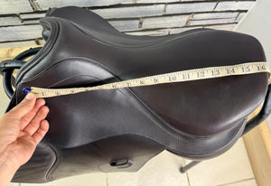 16 1/2” Changeable Gullet Utopia/Discovery Jump Saddle - Brown