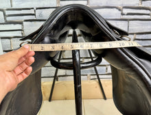 Load image into Gallery viewer, 17” Wide Symmonds Richmond GP Saddle - Black