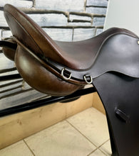 Load image into Gallery viewer, 18 1/2” MN J. Houghton GP/Jump Gents Hunting Saddle - Brown - English