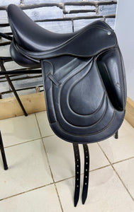 17” MW/Changeable Gullet Premier Equine Monoflap Dressage Saddle - Black