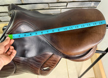 Load image into Gallery viewer, 17” MW Patrick Saddlery Jump Saddle - Brown