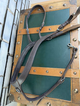 Load image into Gallery viewer, Anatomic Long Bridge Breastplate -Brown- Cob Size