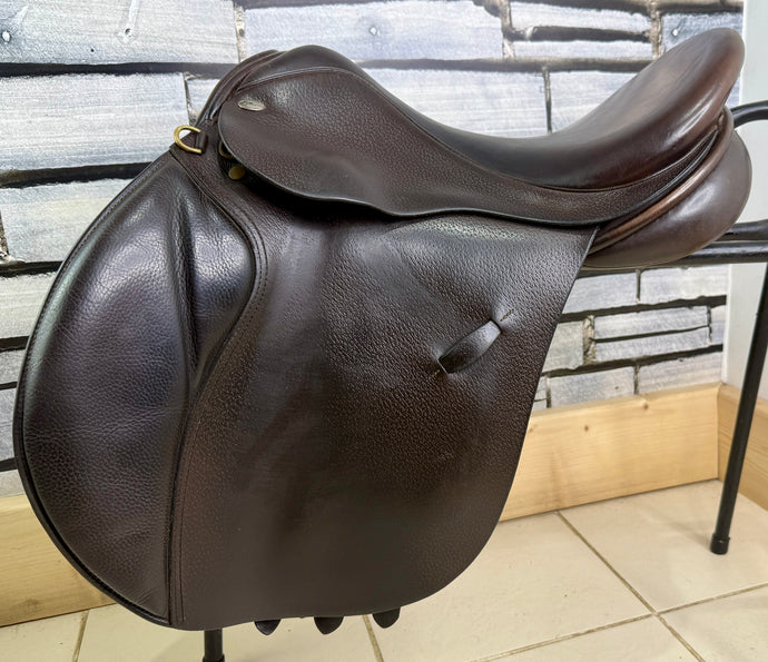 17” Wide Farrington Burford Event Cob Saddle - Brown