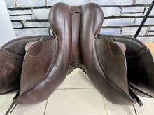 Load image into Gallery viewer, 17 1/2” MW Winners Circle Jump Saddle - Brown
