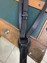 Load image into Gallery viewer, Hunting Breastplate &amp; Martingale - English Leather -Dark Brown- Full Size