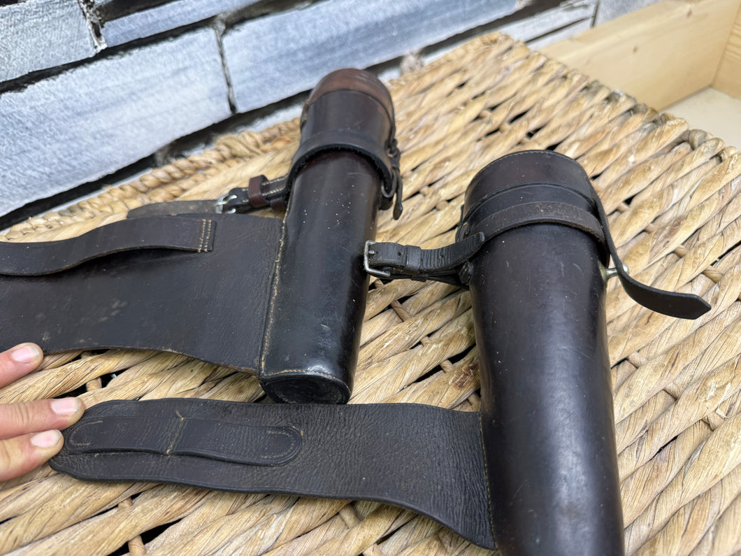 S/H English Vintage Hunting Saddle Flask Cases