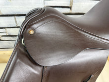 Load image into Gallery viewer, 17 1/2” Medium Silhouette Midas High Wither GP Saddle - Brown