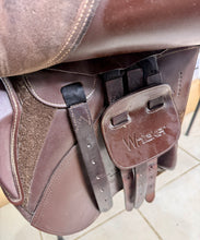 Load image into Gallery viewer, 17” Wide Changeable Gullet Whitaker Overton Jumping Saddle - Brown