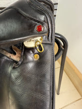Load image into Gallery viewer, 18” MN Albion Style Dressage Saddle - Black