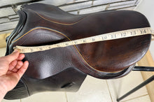 Load image into Gallery viewer, 15” Medium Barnsby Pony Club GP Saddle - Brown