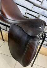 Load image into Gallery viewer, 16” Wide Ideal English Pony WH/VSD Saddle - Brown