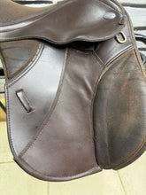 Load image into Gallery viewer, 15” MW Changeable Gullet Thorowgood Pony Club GP Saddle - Brown - Flocked