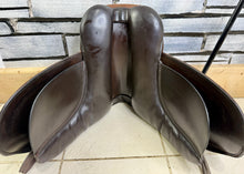 Load image into Gallery viewer, 15” Medium Morris &amp; Nolan WH Working Hunter Saddle - Brown - Suede - Working Hunter