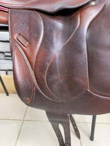 17 1/2” MW Devoucoux Chiberta O Jump Saddle - Brown