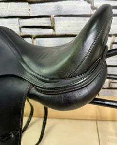 17” Medium Prestige Engelke D2 Dressage Saddle - Black