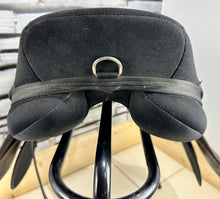 Load image into Gallery viewer, 17” XW Thorowgood Maxam Cob GP Saddle - Black