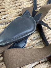 Load image into Gallery viewer, S/H Elasticated V-Check SJ Breastplate - Full - Black/Brass