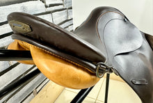 Load image into Gallery viewer, 15 1/2” Wide (Fit 32) Stubben Rex Pony GP/Jump Saddle - Brown