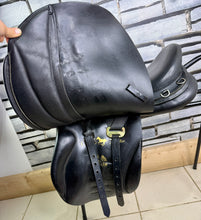Load image into Gallery viewer, 18” XW Contour Master Cob GP Enduro Saddle - Black - Extra Wide