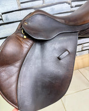 Load image into Gallery viewer, 17 1/2” MW Ideal Impala 1450 Jump Saddle - Brown