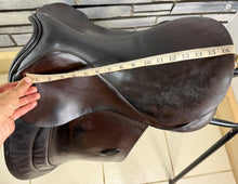 Load image into Gallery viewer, 17” Wide Jeffries Stamford WH Saddle - Brown